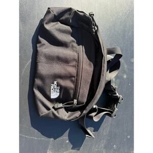 🎒 The North Face Waist Pack / Sling Bag – Black